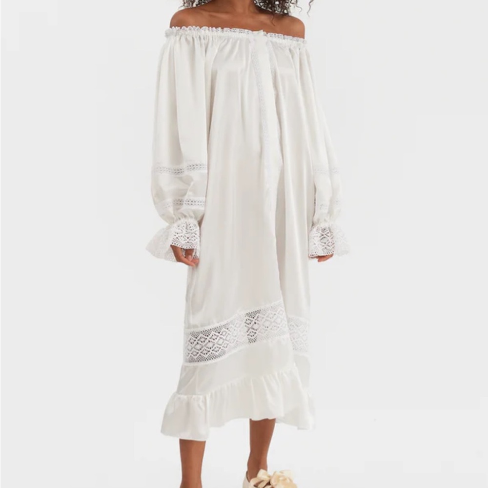 Elegant Off-Shoulder White Dress